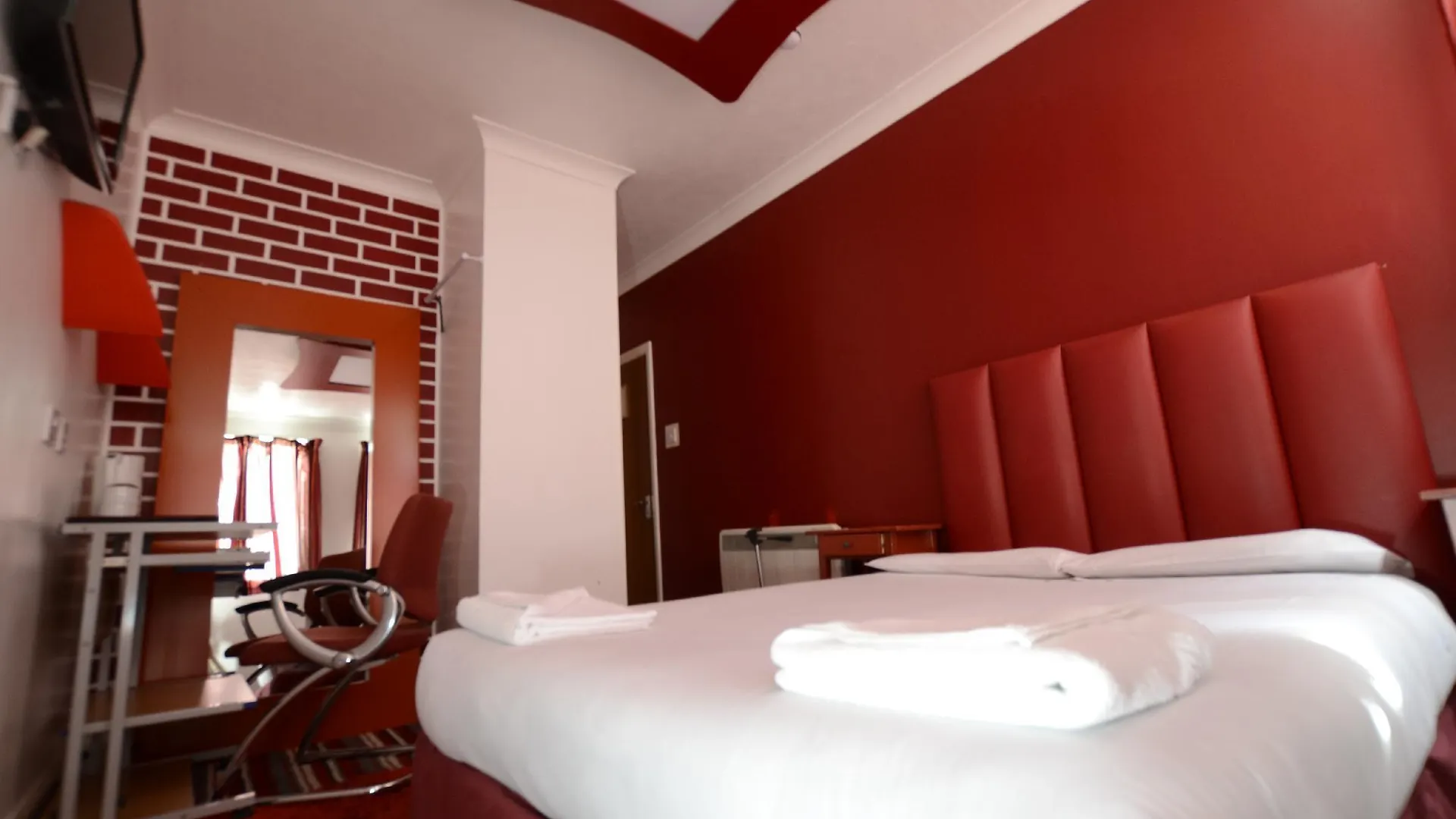 אילפורד Park Hotel