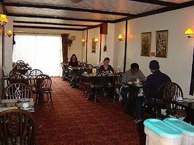 אילפורד Park Hotel בריטניה
