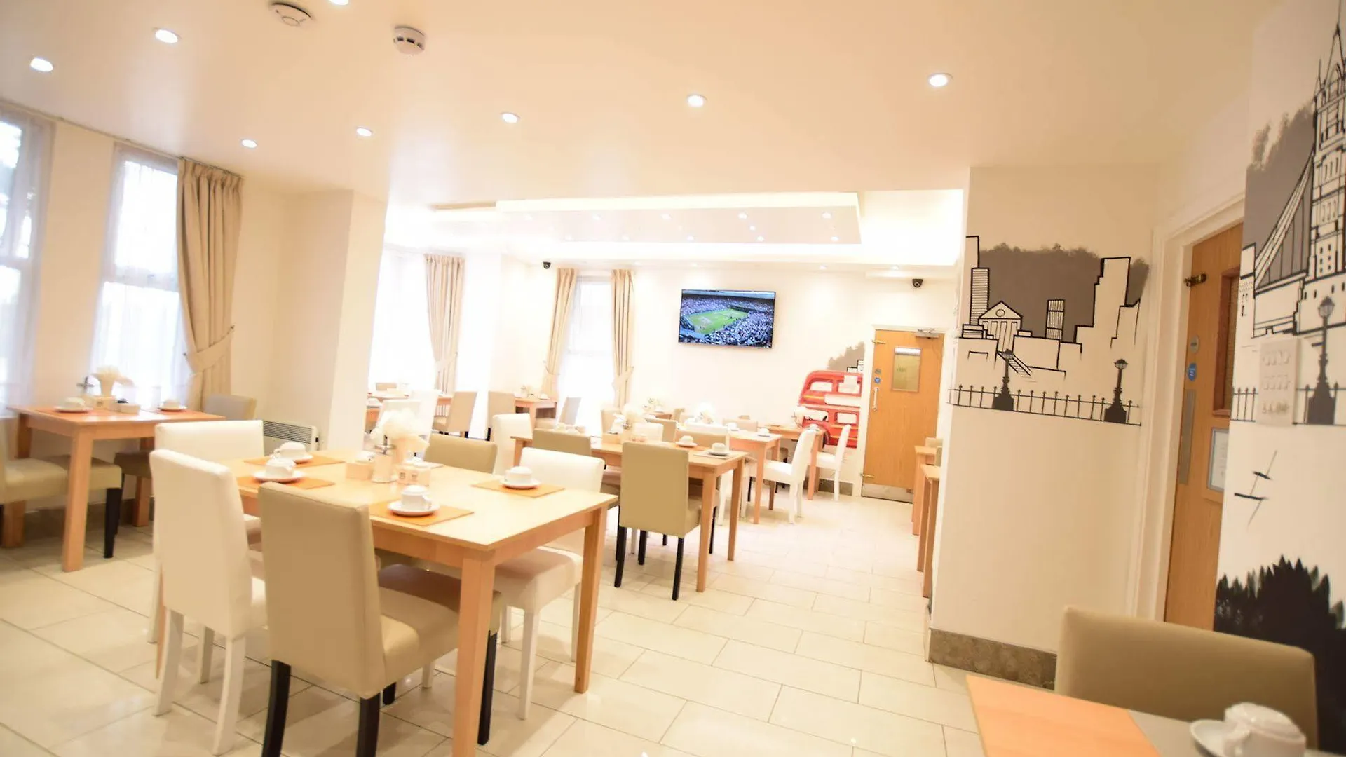 אילפורד Park Hotel 2*,  בריטניה